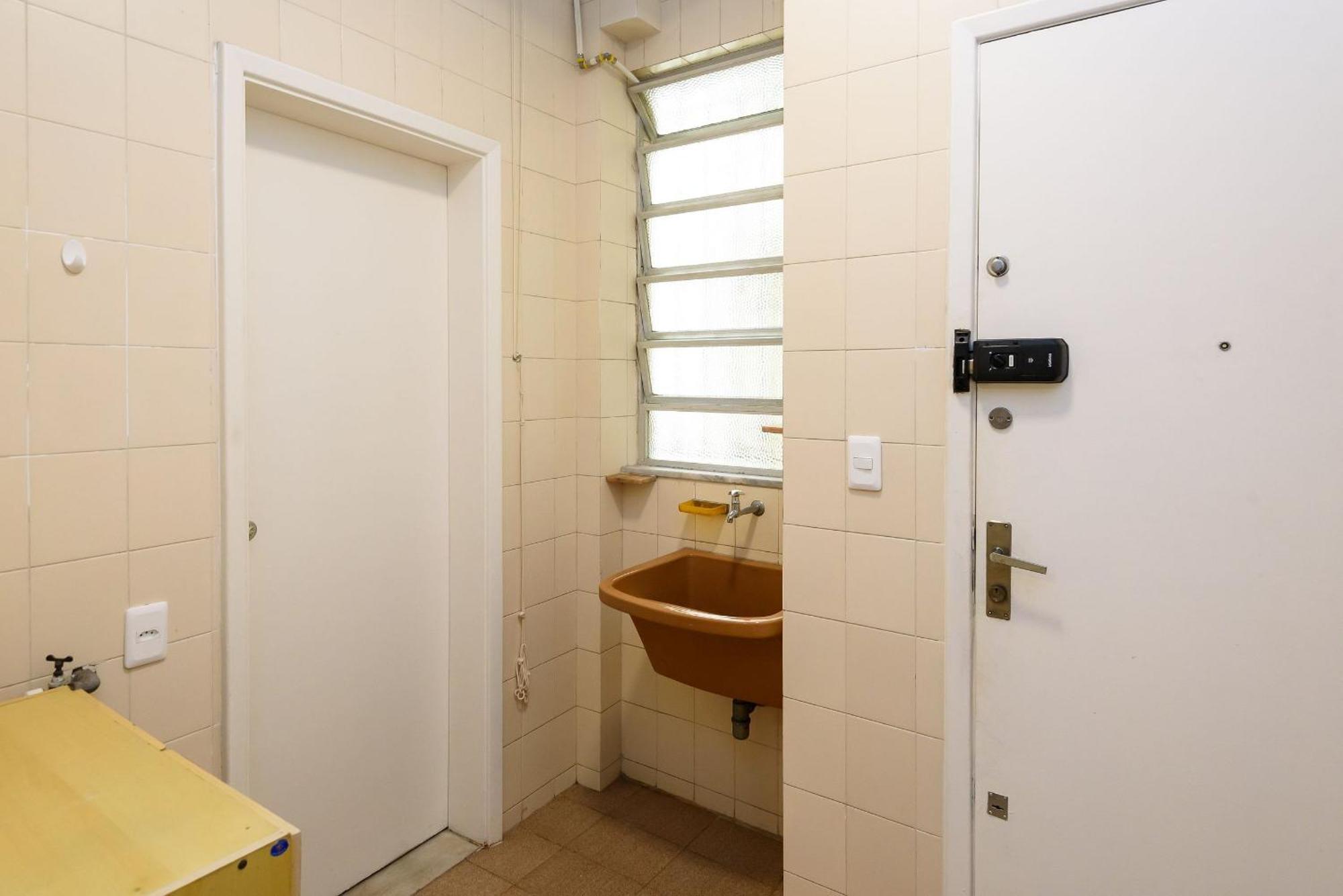 Apartamento 2qts C/ Vista Mar Em Copacabana | Fdm 7/91 *
